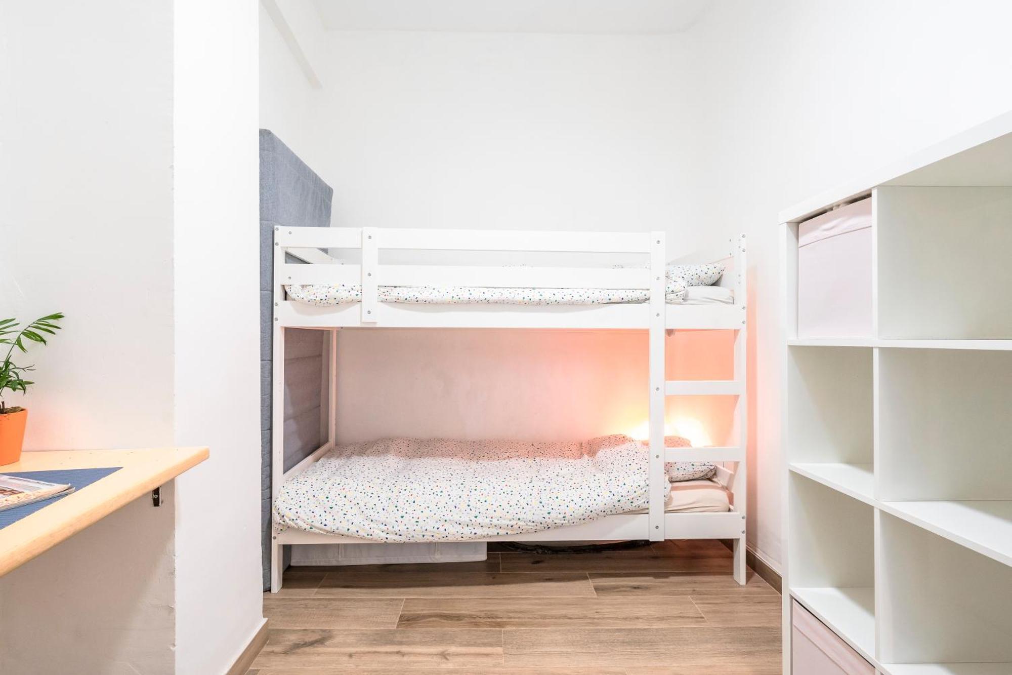 Family Friendly Sea View Next To Apartamento Tarragona