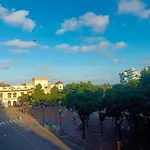 Family Friendly Appartment Sea View Next To Beach